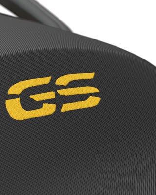 Nous voyons ici l'autocollant GS jaune sur la selle.