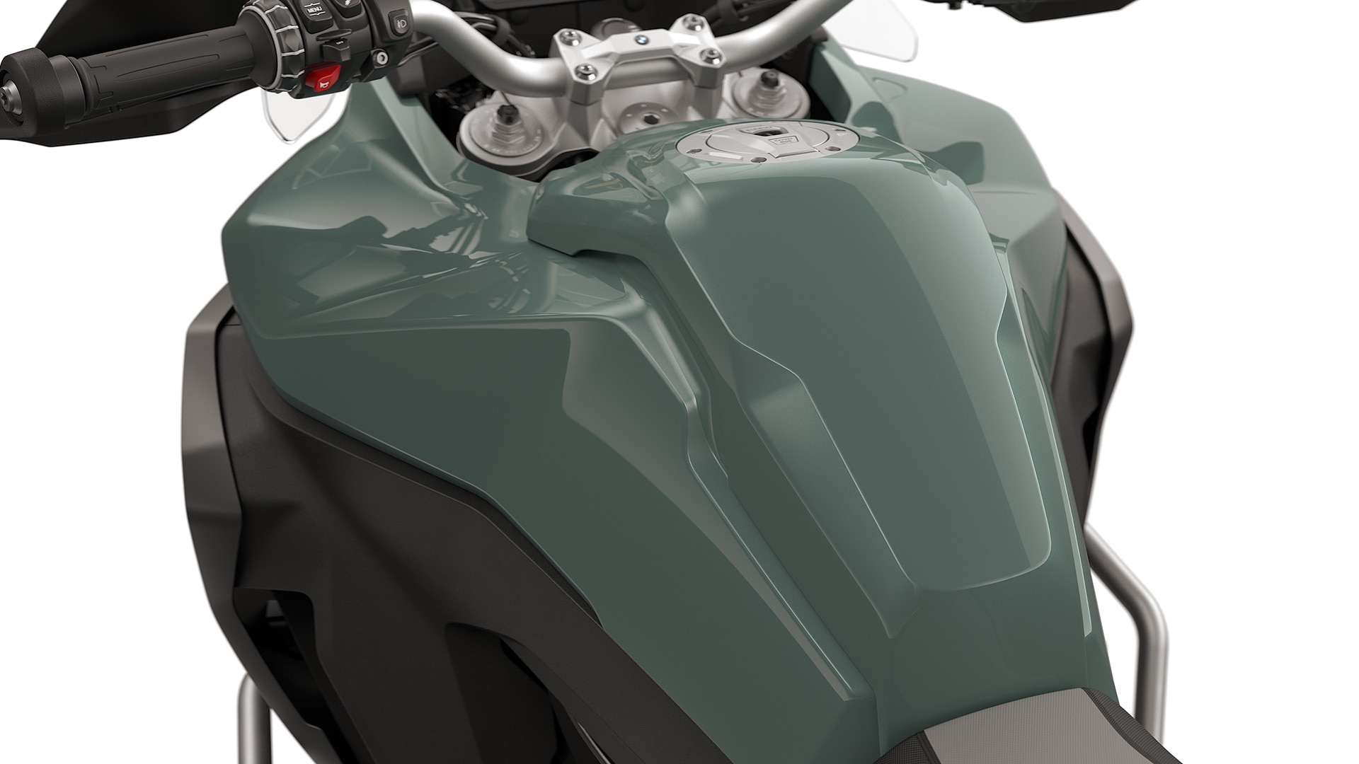 Les caches latéraux de la BMW F 900 GS Adventure de BMW Motorrad avec un grand réservoir de 23 l