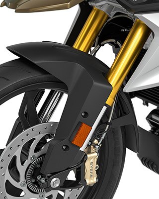 Nous voyons ici la fourche inversée anodisée couleur or de la G 310 GS.