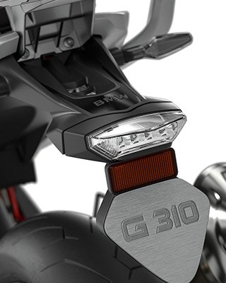Nous voyons ici les phares LED avec éclairage diurne de la G 310 GS.