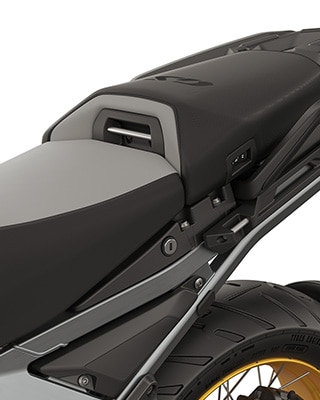 Selle pilote confort et selle passager confort avec chauffage de siège