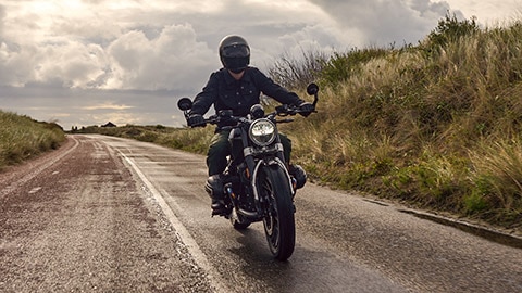 La R 12, le cruiser custom de BMW Motorrad