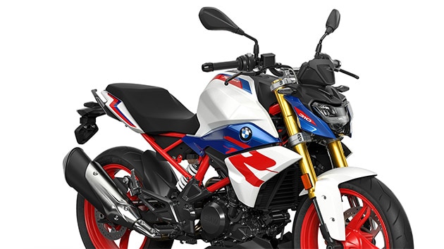 Nous voyons ici la selle ergonomique de la moto roadster BMW G 310 R.