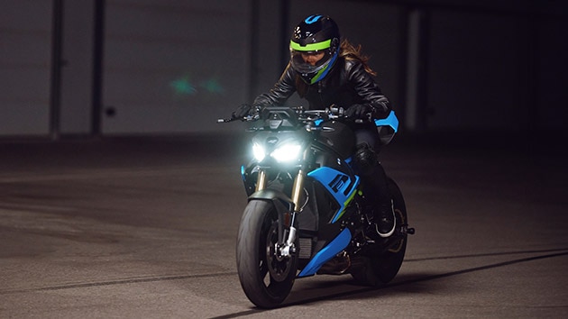 Prise de vue de la S 1000 R