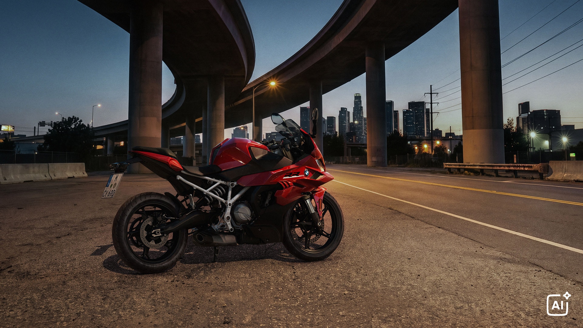 La BMW F 450 RR dans un environnement urbain