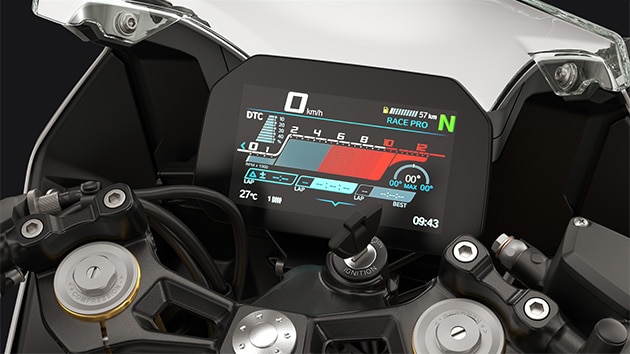 Modes de conduite Pro et écran TFT 6,5" de la F 450 RR de BMW Motorrad