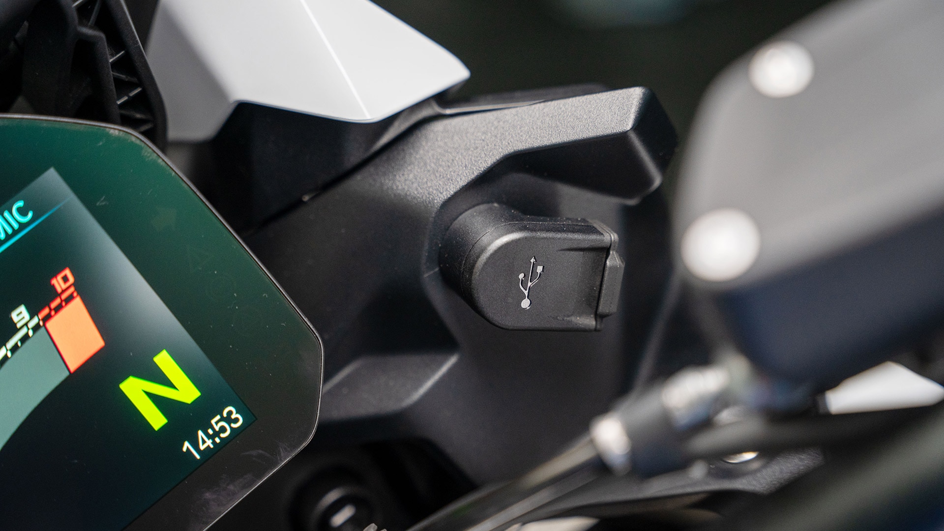 Solutions de transport de bagages pour la BMW F 900 XR de BMW Motorrad