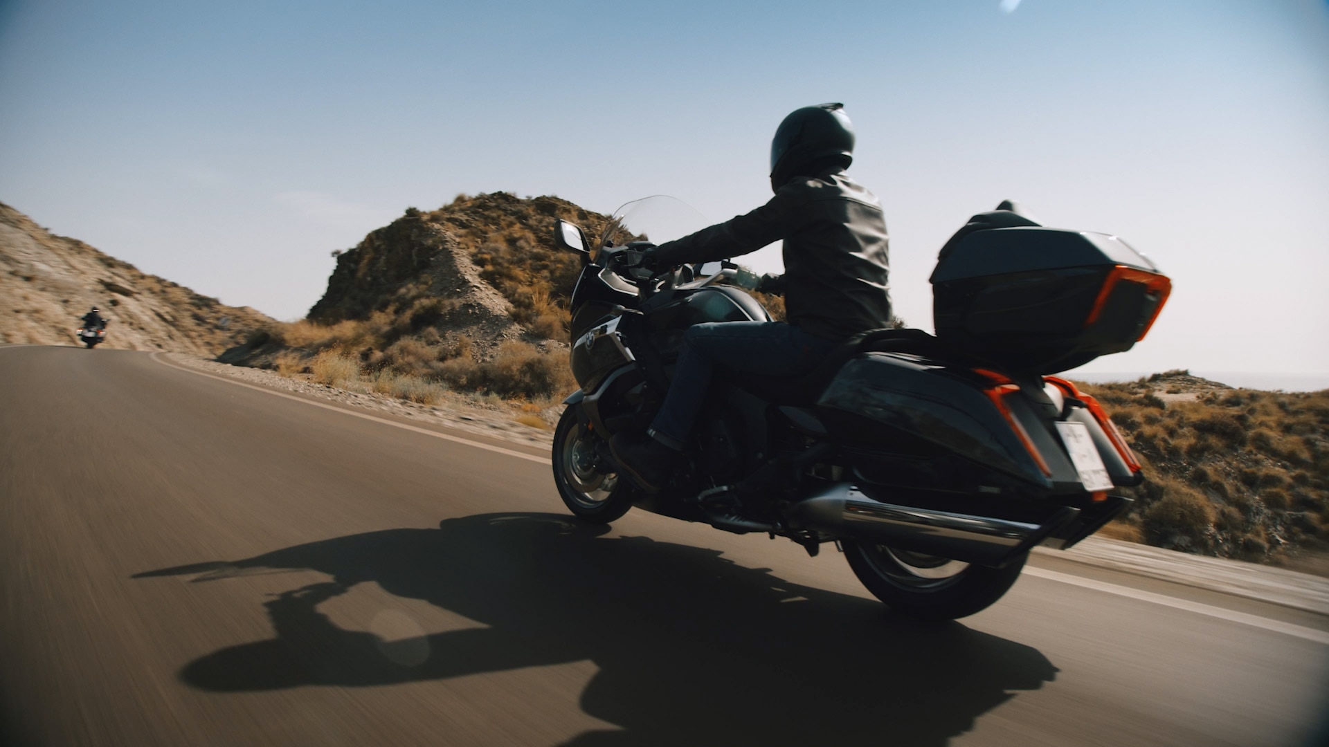 Prises de vue sur route de la K 1600 Grand America
