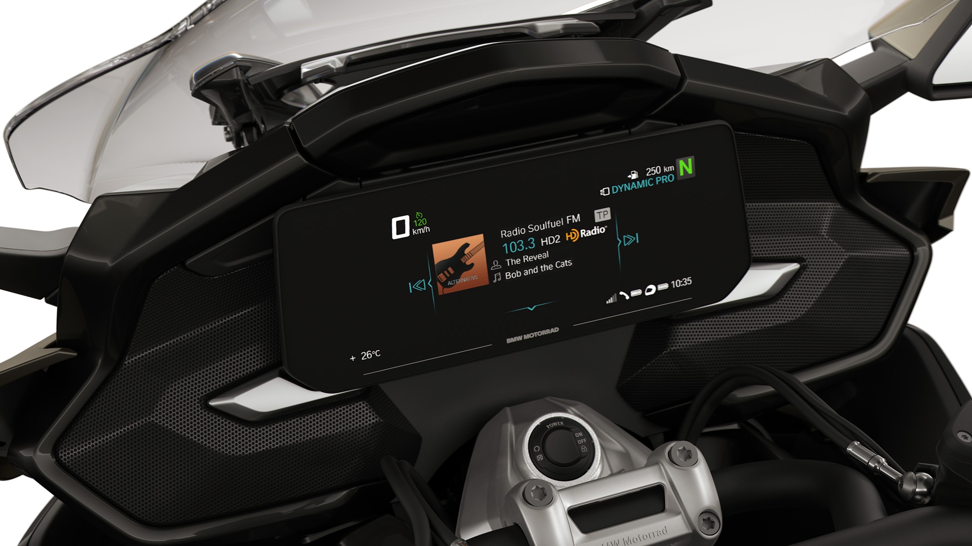 L'écran TFT et les compartiments de la BMW K 1600 Grand America en ligne de mire.