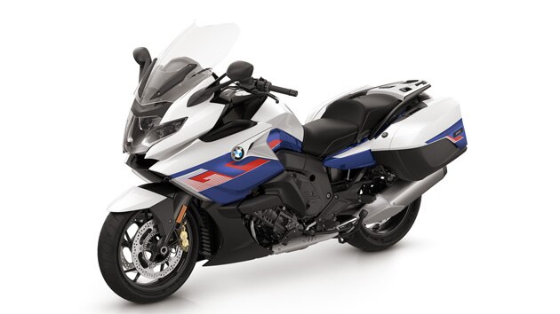 La K 1600 GT en Light white uni / Racing blue metallic / Racing red uni.