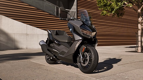 Scooter de catégorie moyenne avec un équipement premium : le BMW C 400 GT