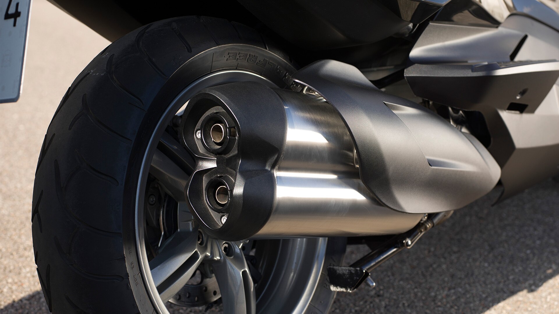 C 650 GT Silencieux.