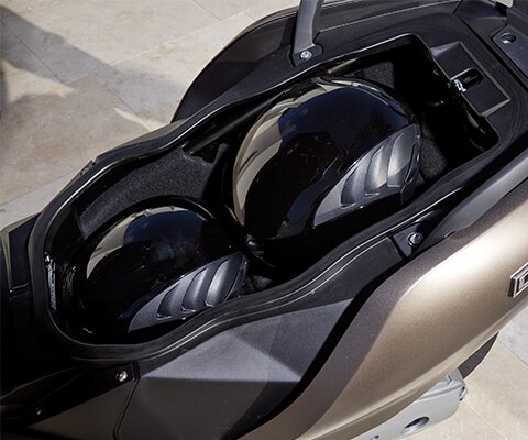 C 650 GT Espace de rangement