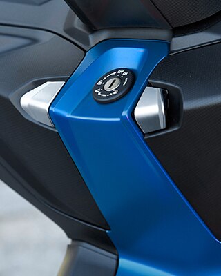 C 650 Sport Surfaces haute qualité.
