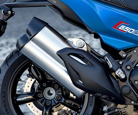 C 650 Sport Nouveau silencieux.