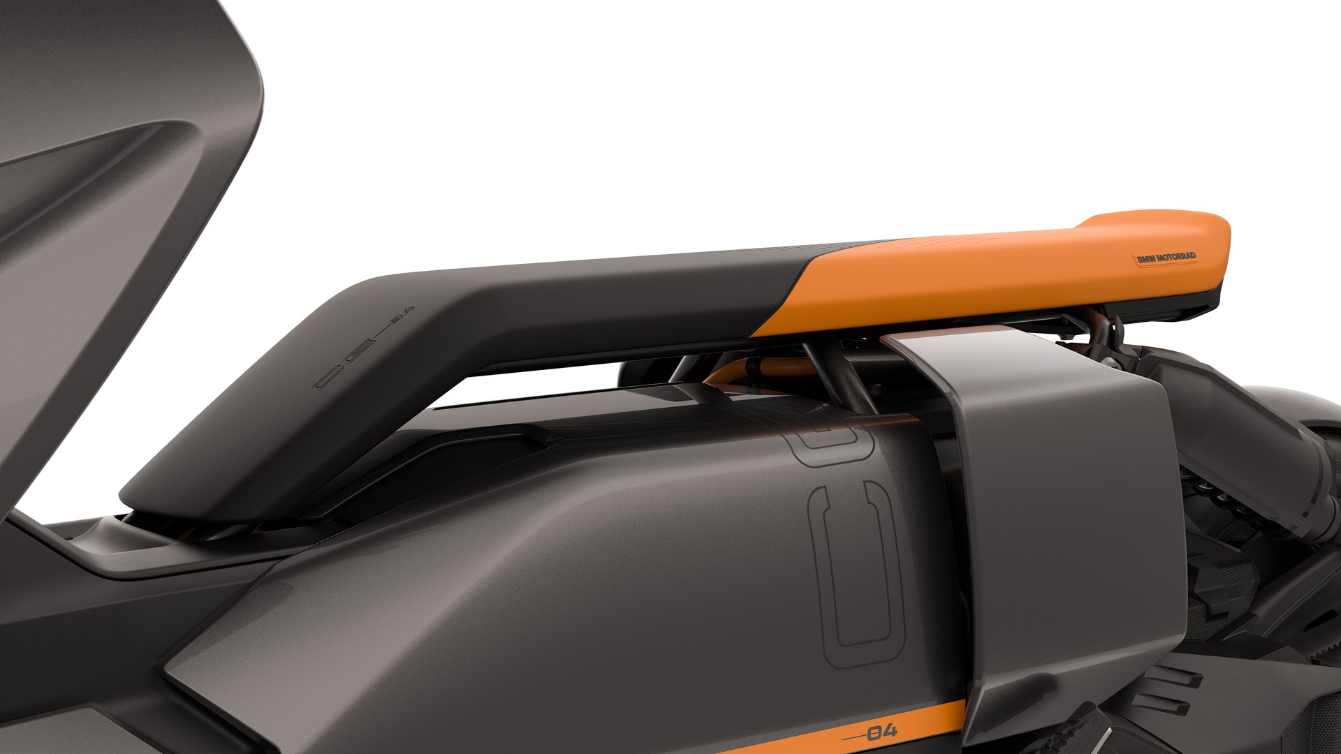 Selle flottante noire et orange.