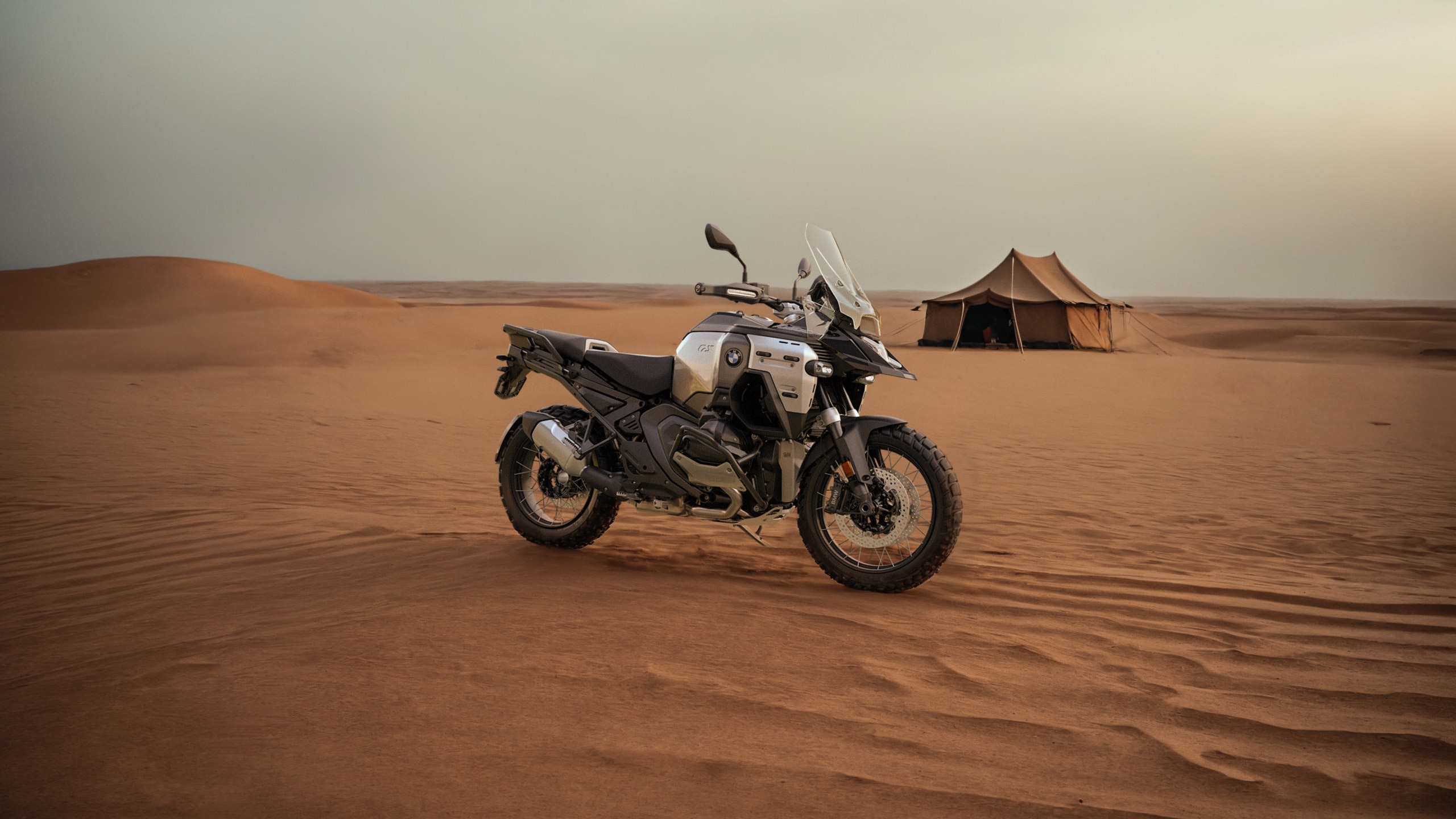 La R 1300 GS Adventure Triple Black