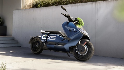 Le scooter électrique BMW CE 04